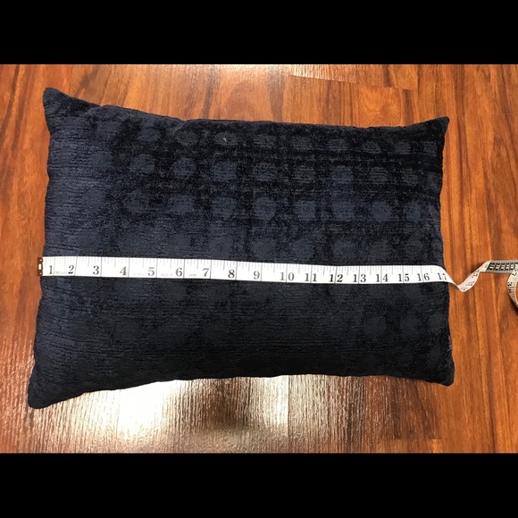 Decorative Pillow 🎈 - Picture 2 of 4